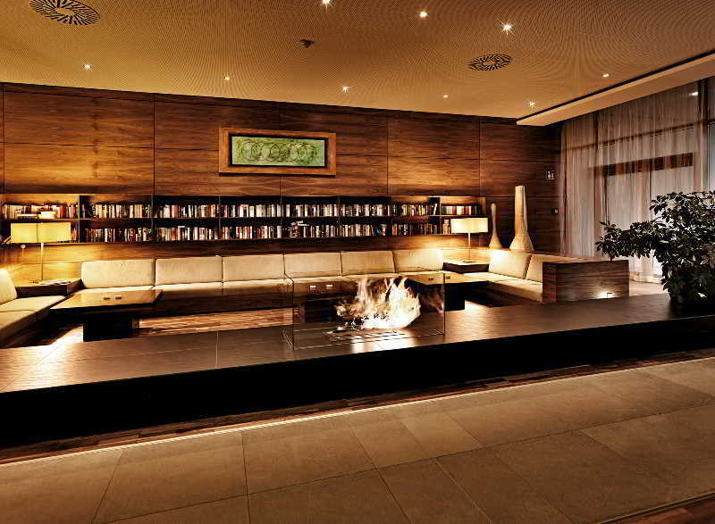 Therme Laa - Hotel & Silent Spa لا ان دير تيا المظهر الخارجي الصورة