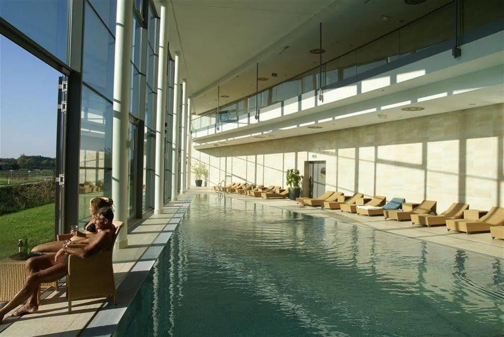 Therme Laa - Hotel & Silent Spa لا ان دير تيا المظهر الخارجي الصورة