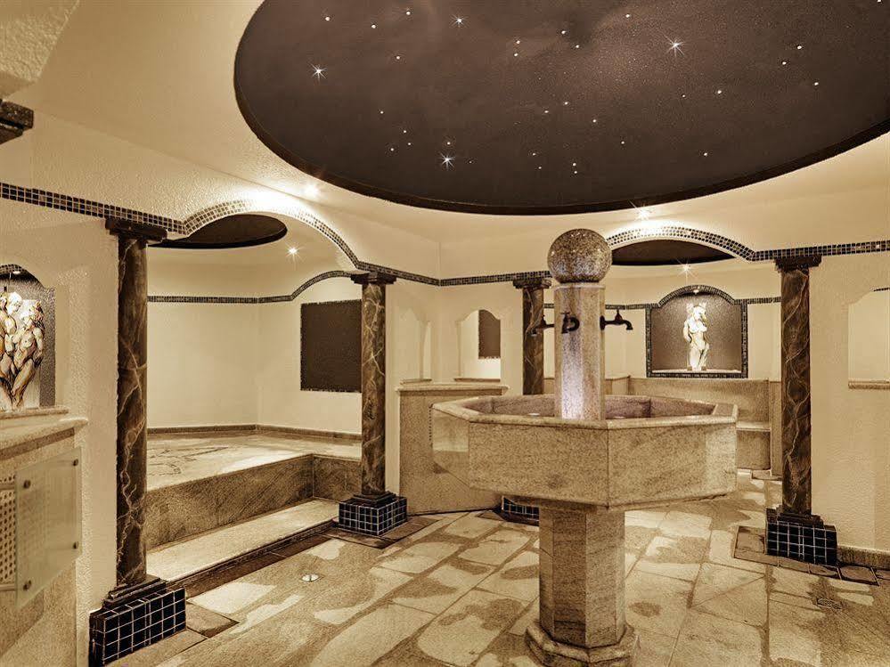 Therme Laa - Hotel & Silent Spa لا ان دير تيا المظهر الخارجي الصورة
