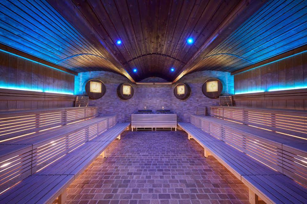 Therme Laa - Hotel & Silent Spa لا ان دير تيا المظهر الخارجي الصورة